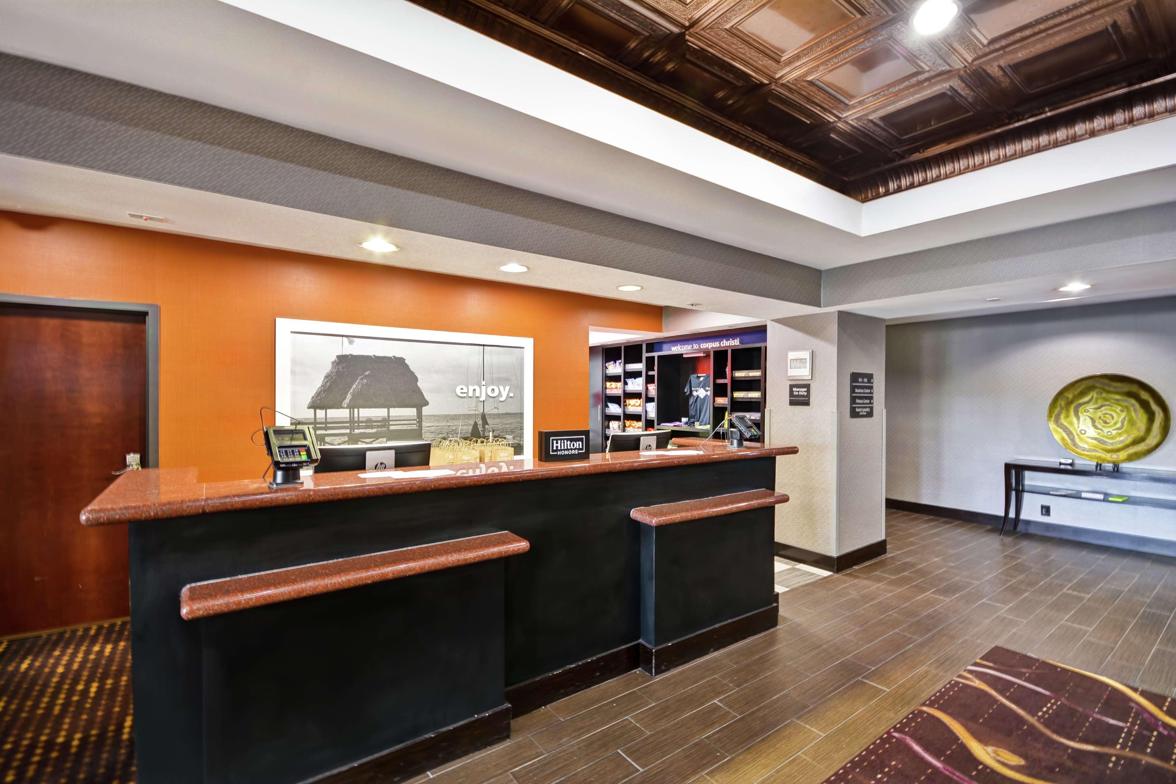 Hampton Inn & Suites Corpus Christi I-37 - Navigation Boulevard Exterior photo