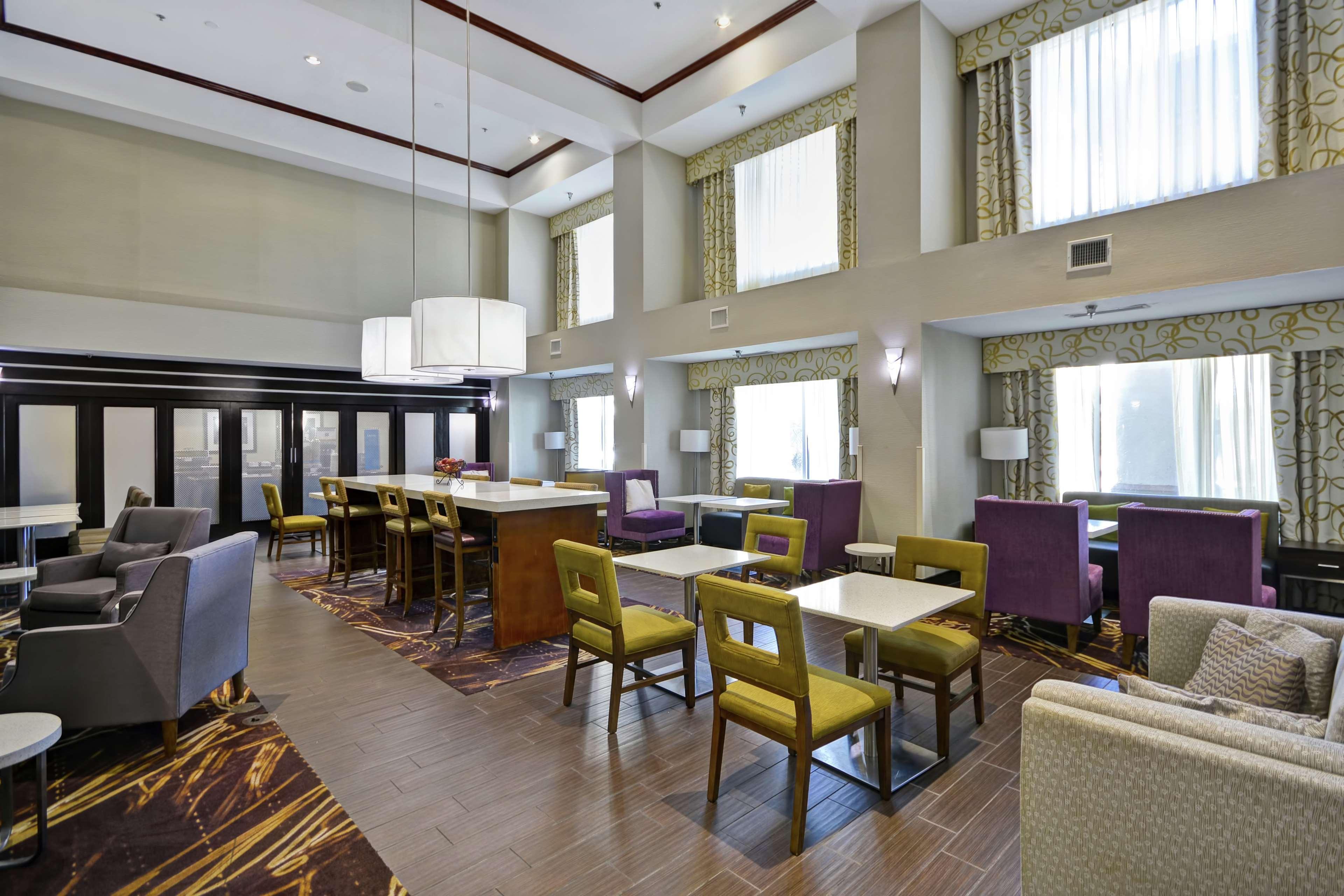Hampton Inn & Suites Corpus Christi I-37 - Navigation Boulevard Exterior photo